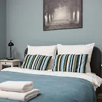 City Of The Kings - Mosaic Apartment