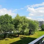 Modern Apartment Capital Downtown 2 Rooms Balcony