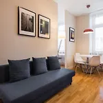 Luxury Apartments Nearto Main Square