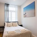 Luxury Apartments Nearto Main Square