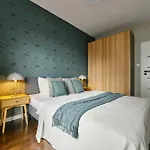Cracow Palm Apartment