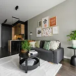 Cracow Palm Apartment