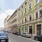 Studio Apartment - Radziwillowska 27