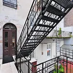 Golden Apartments/rad12/5