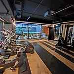 Luxury Old Town Apartments , Gym, Sauna & Swimming Pool ,Hammock, Free Parking!