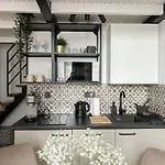 Lion Apartments - Platinium