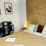 Vinci Apartment In The City Center