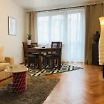 Vinci Apartment In The City Center