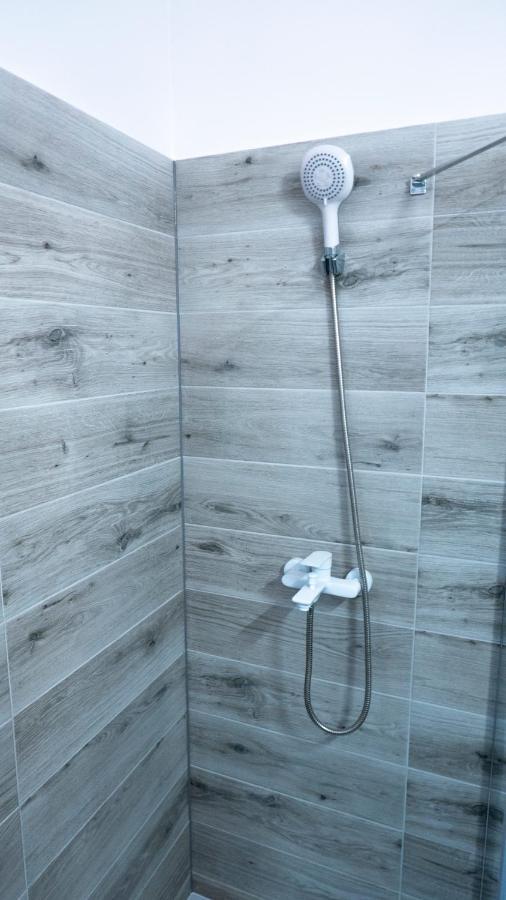Apartment Lobzowska 6 *