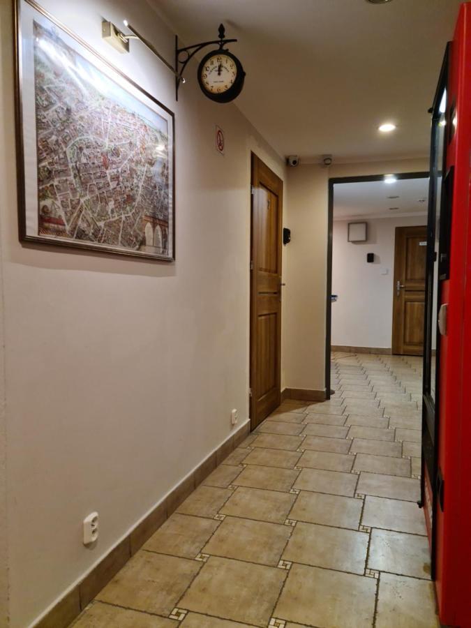 Hostel Amber *