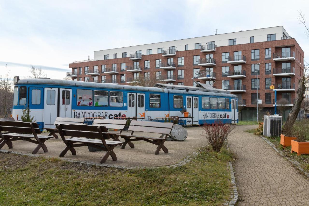 Lotniczowka By Renters Prestige *