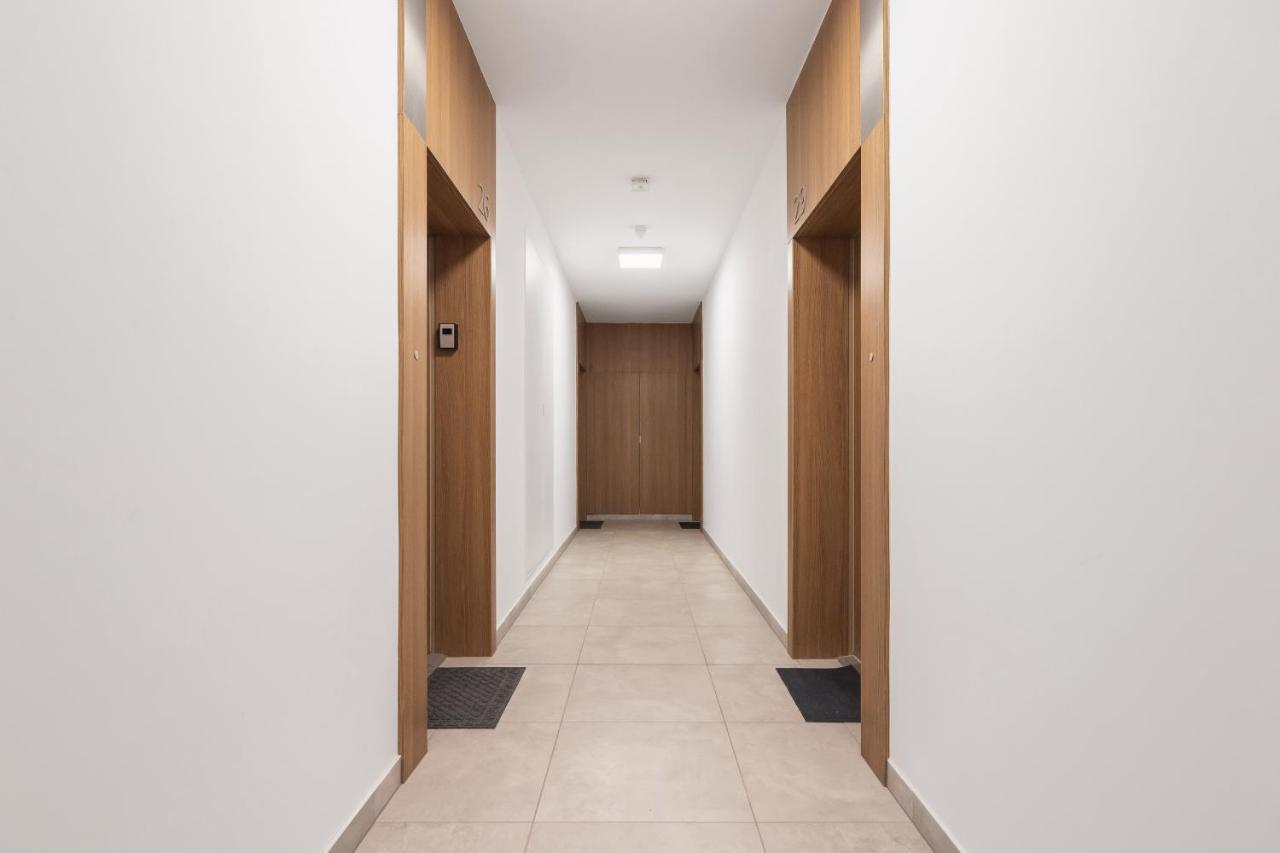 Lotniczowka By Renters Prestige *