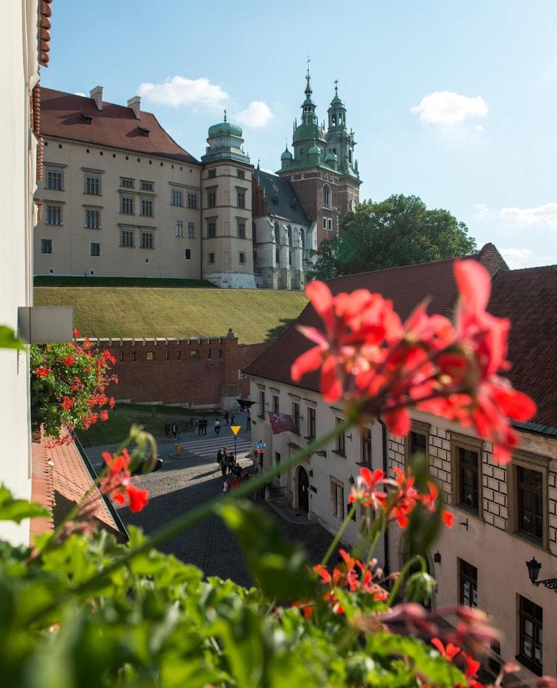 Kanonicza 22 Aparthotel 5*