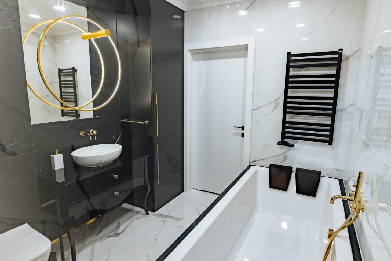 Luxury Penthouse With Jacuzzi Krakow