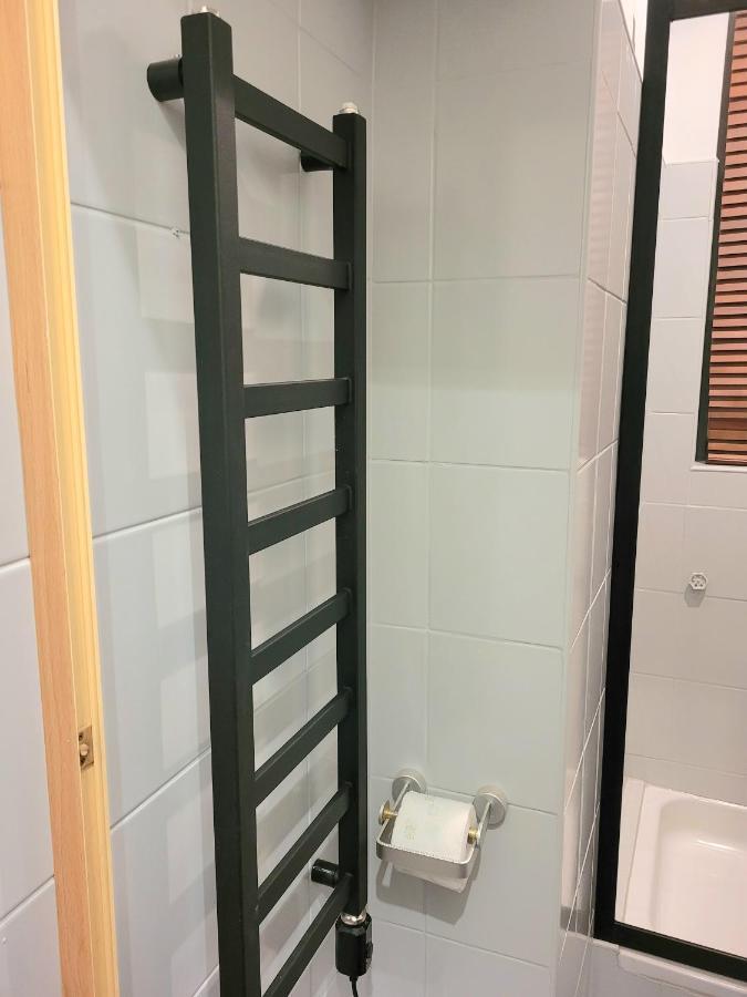 Czar Prowansji - Comfy & Quiet Near Rynek&train Station Netflix Apartment *