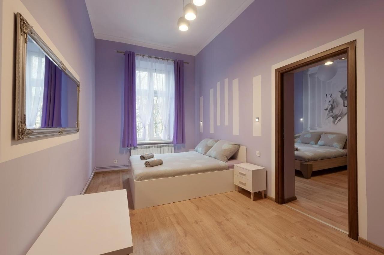 70s Albergue
