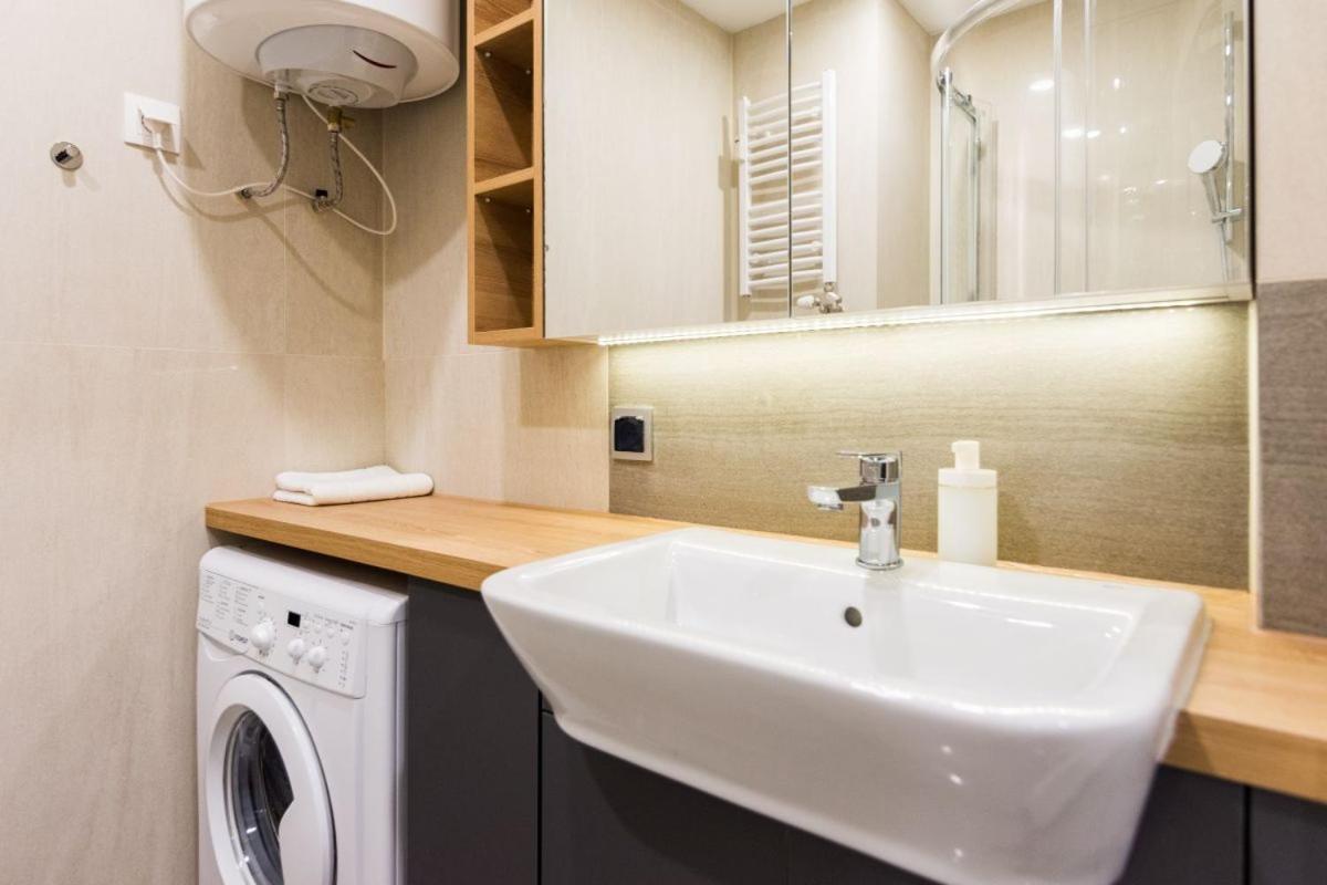 Apartment Luxury Nearto Main Square