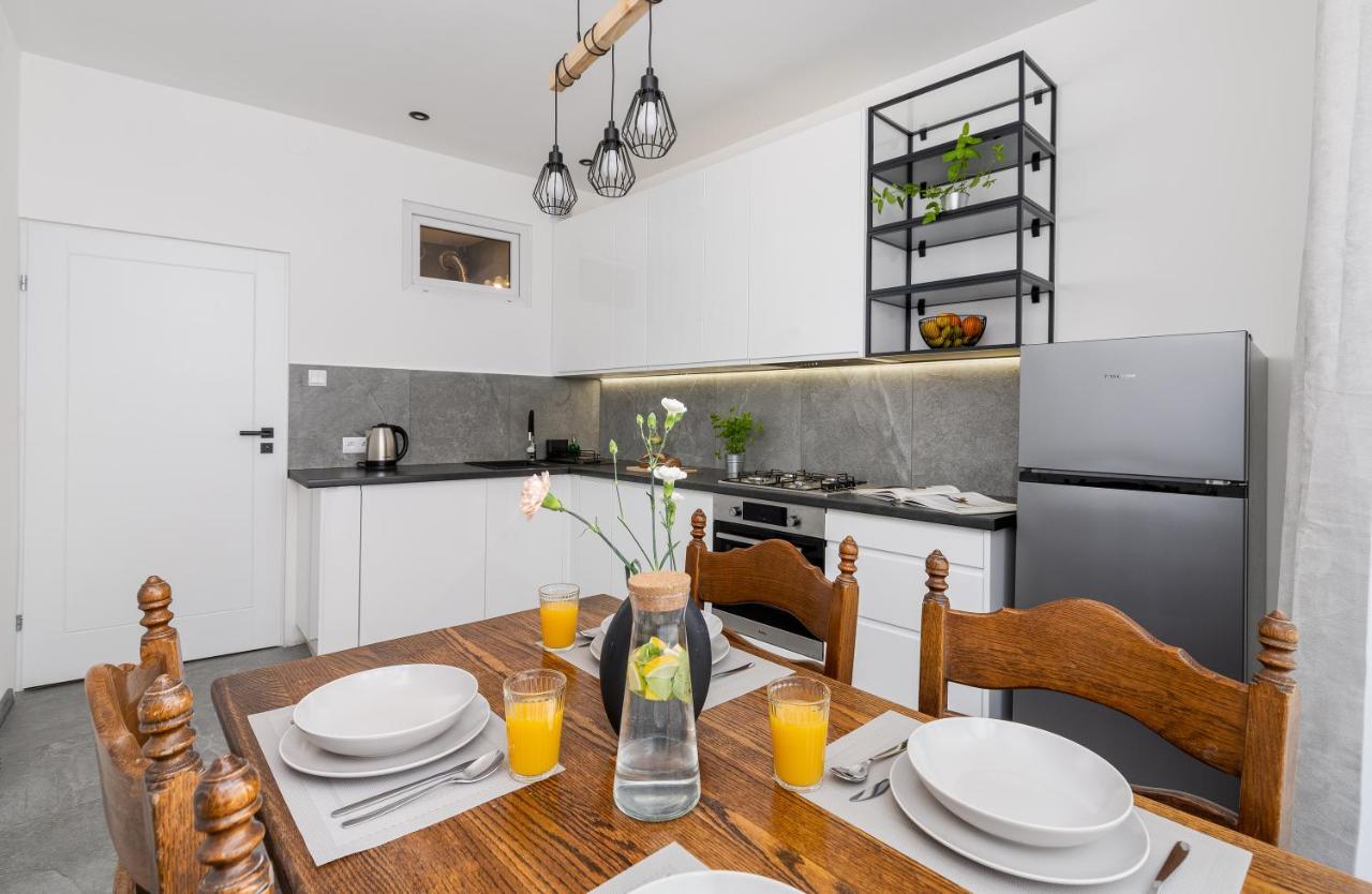Apartment Corner Near Vistula River Krakau