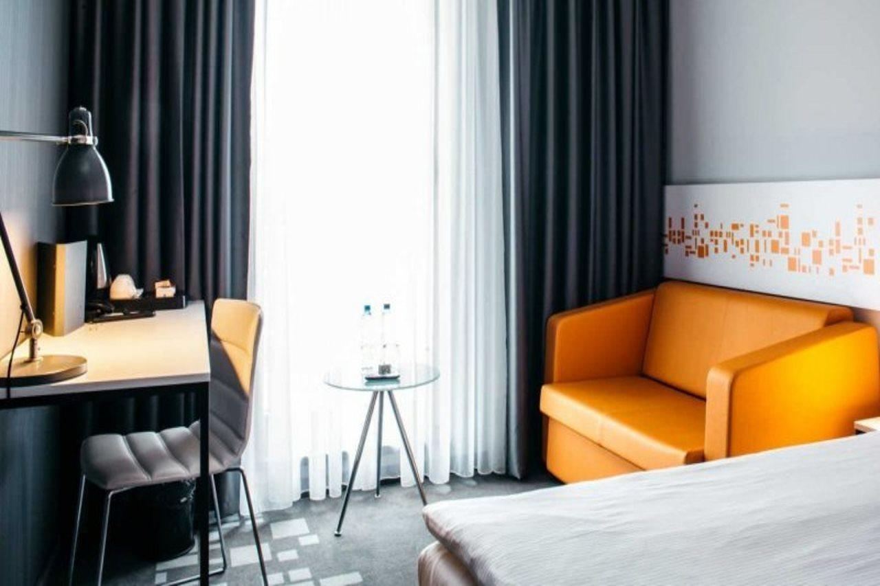 Q Hotel 3*