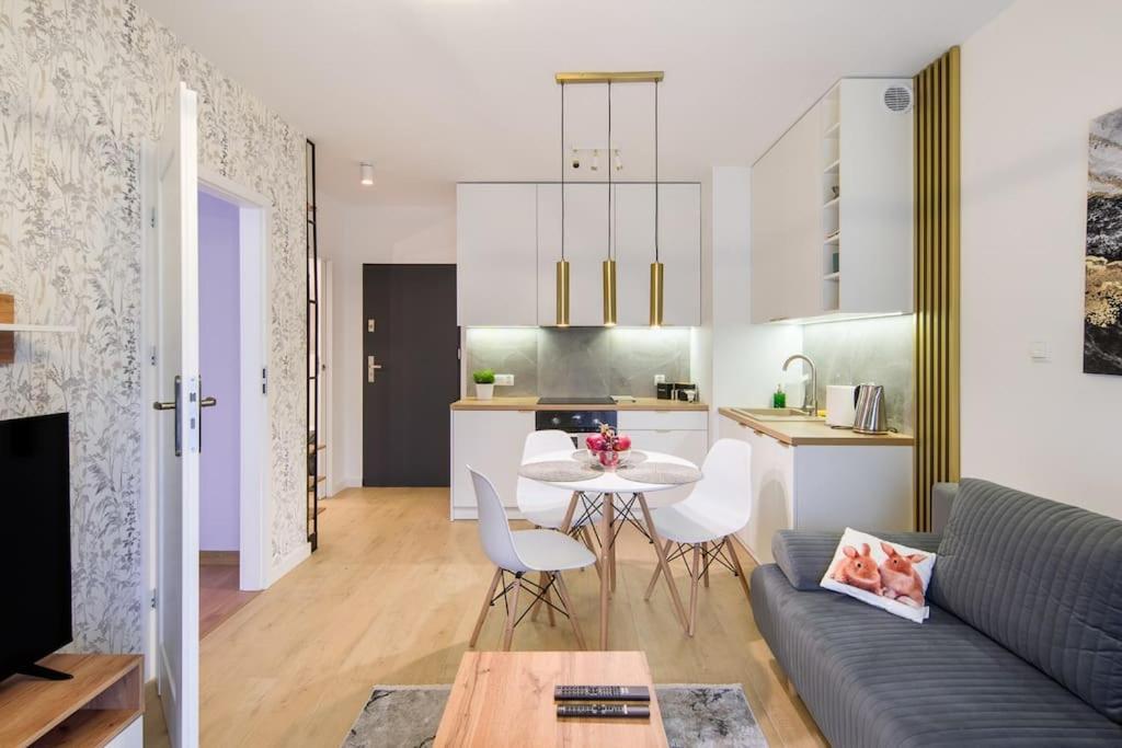 In Gold Apartament *
