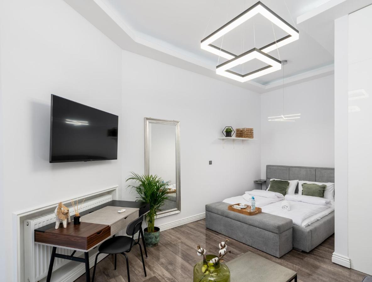 Malila Premium Cracow Centre Starowislna 43 *