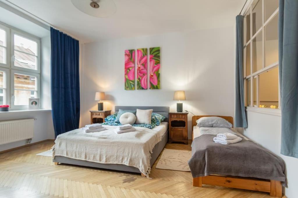 Apartment Essence Cracow Golden Location!
