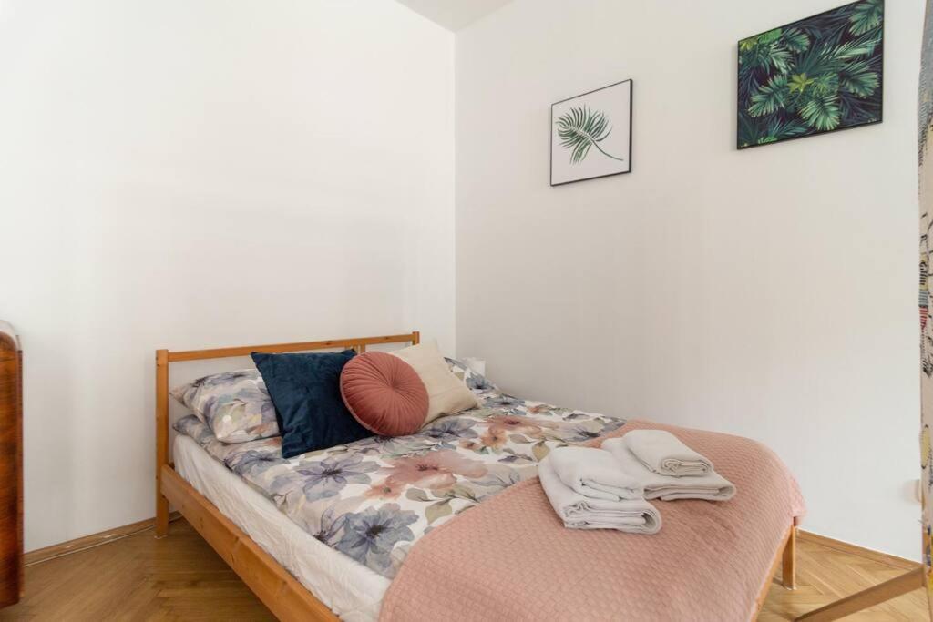 Apartment Essence Cracow Golden Location! Krakow