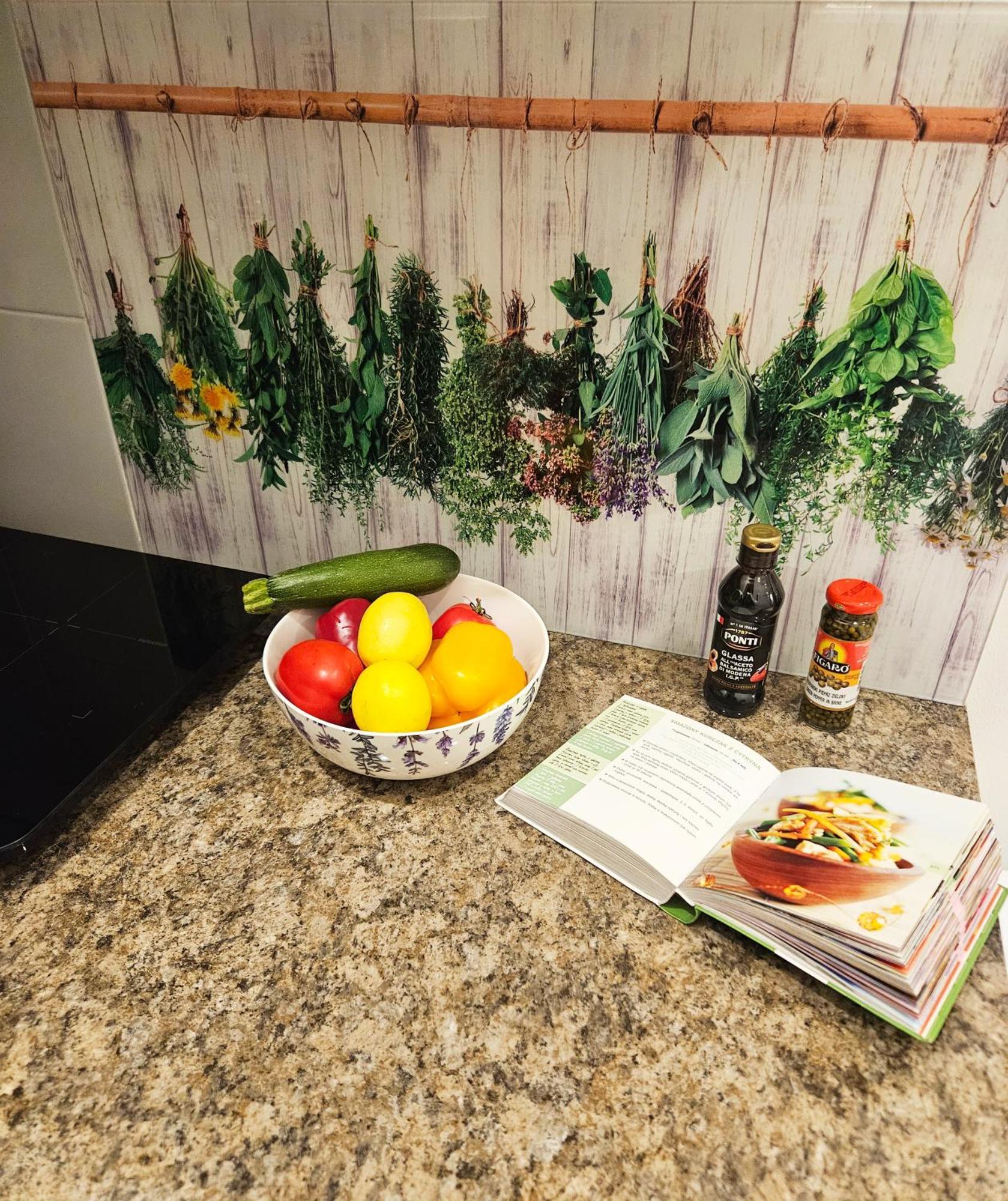 Apartment Czar Prowansji - Comfy & Quiet Near Rynek&train Station Netflix Krakow