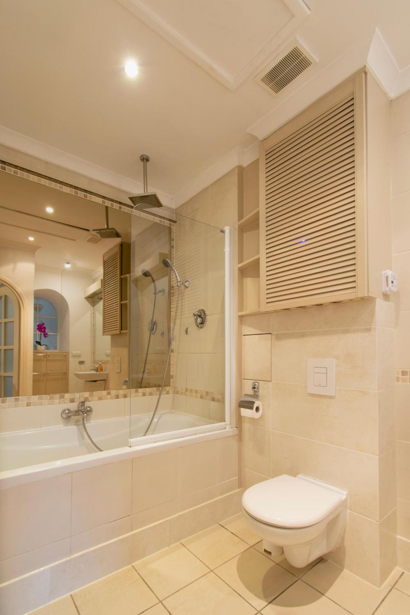 Stylish 2 Bedroom Morsztynowska Street