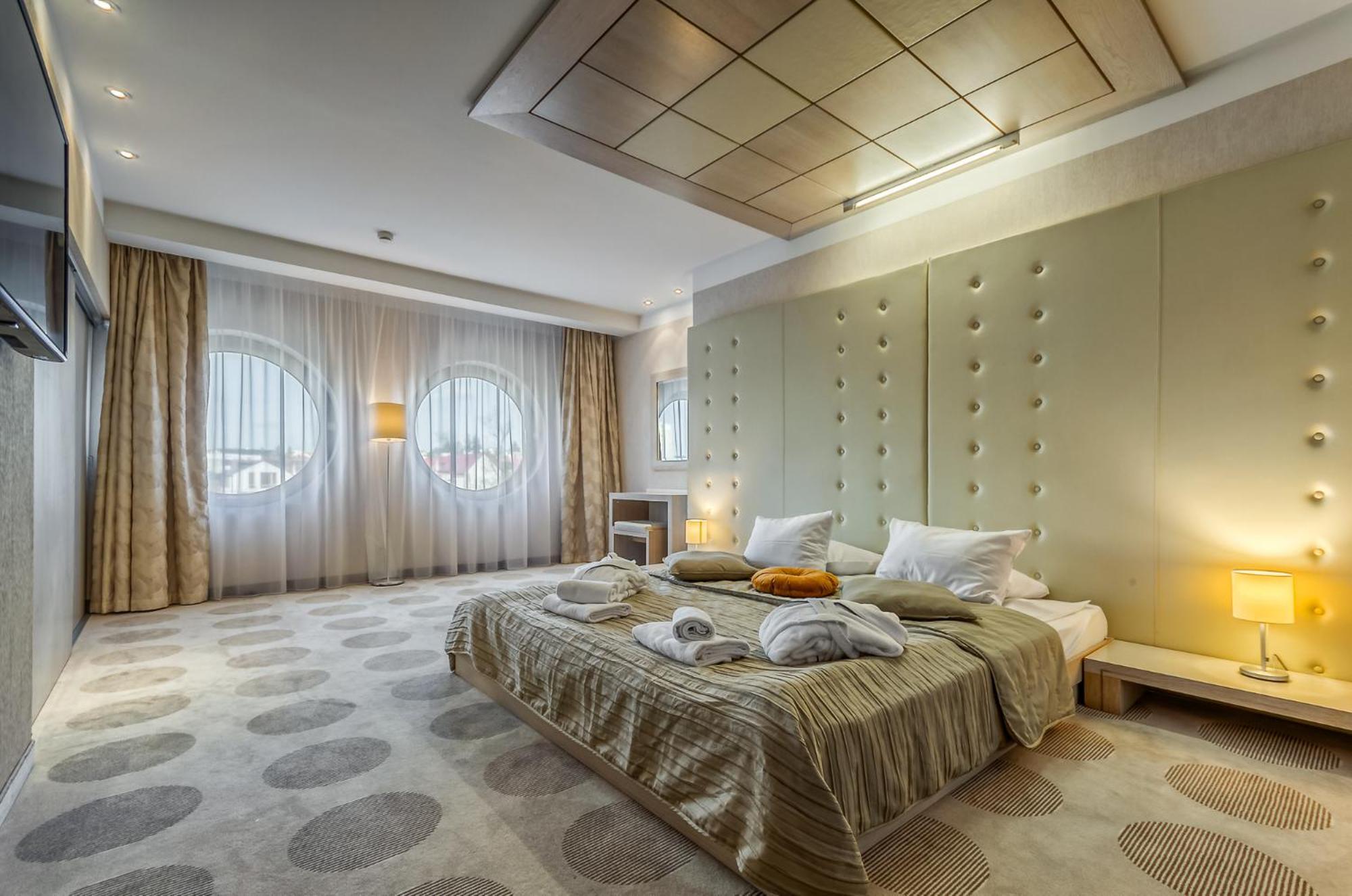 Hotel Swing 4*