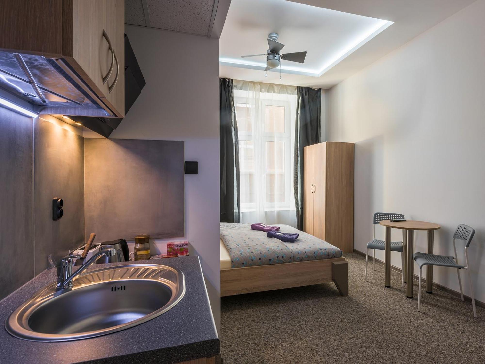 Albergue 70s *