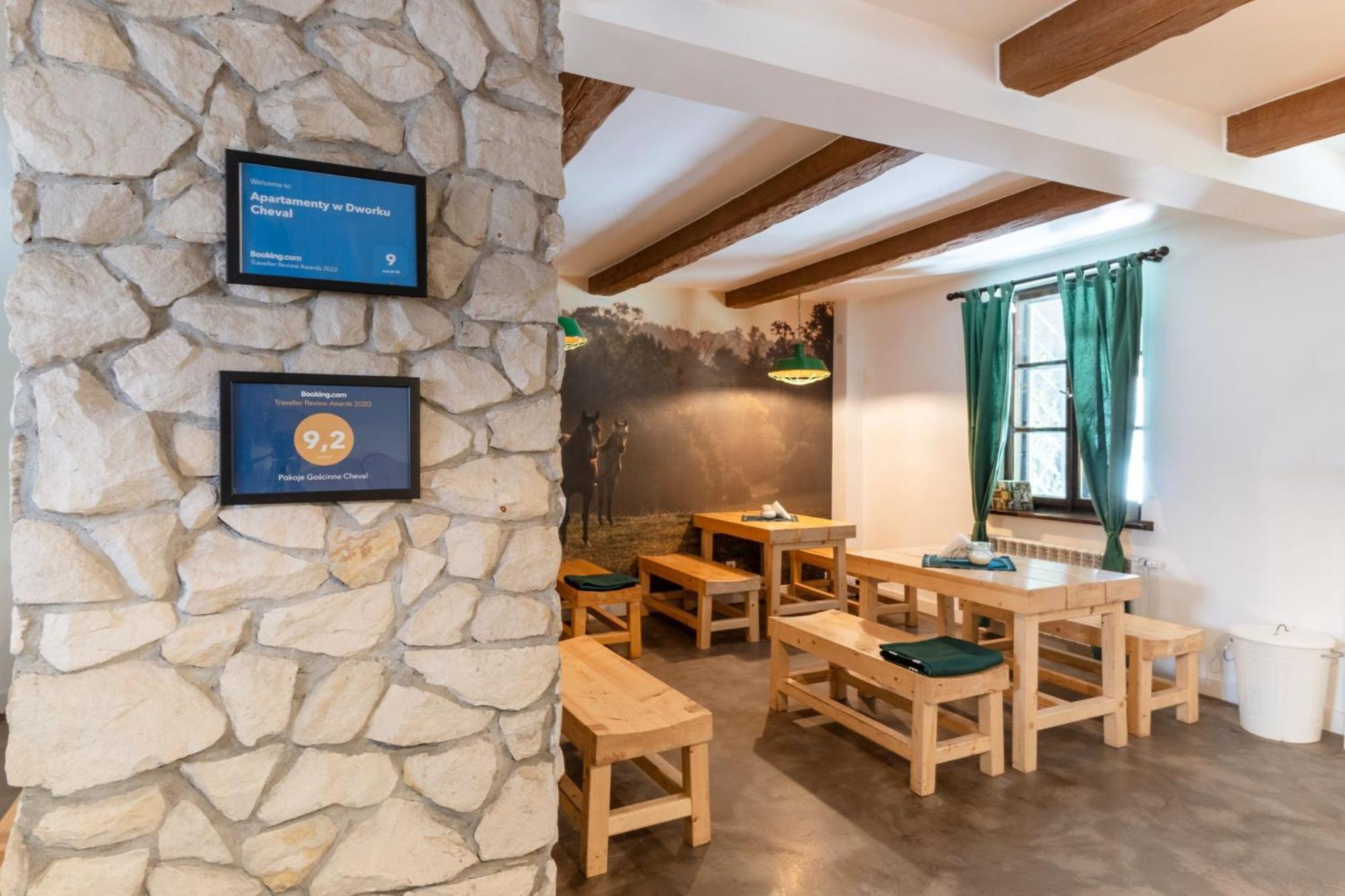 W Dworku Cheval Aparthotel *