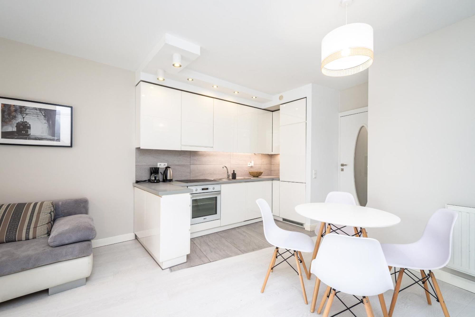 Rentplanet - Twardowskiego Apartment *