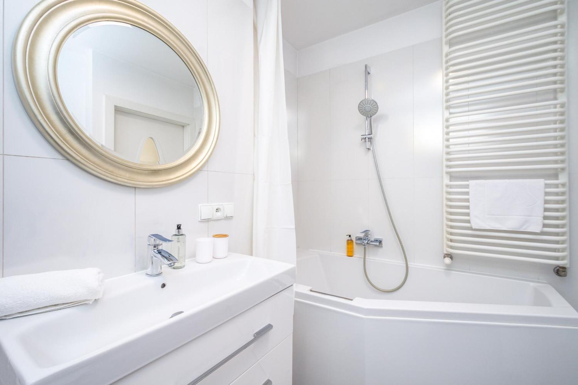 Apartment Rentplanet - Twardowskiego Krakow
