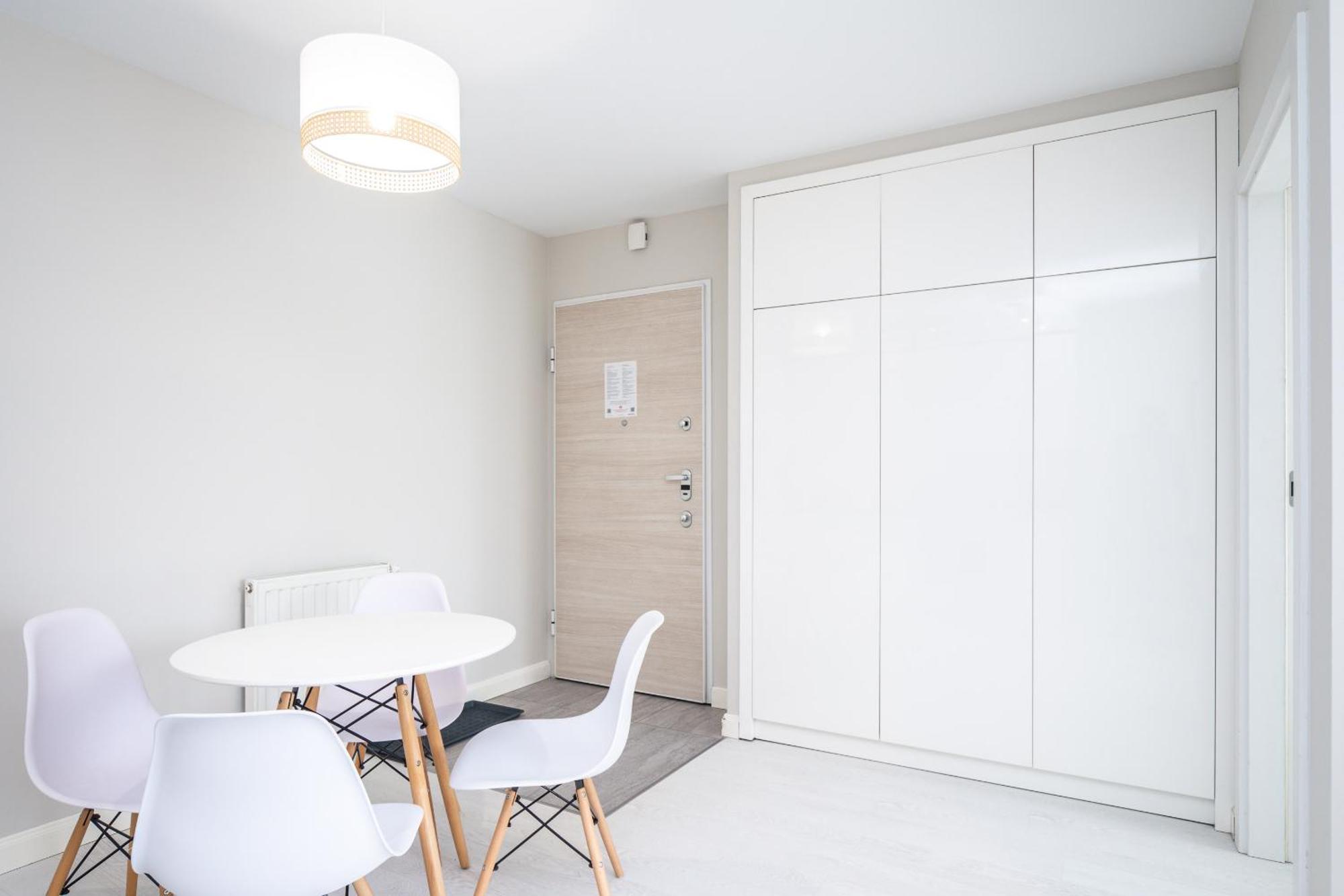 Rentplanet - Twardowskiego Apartment *