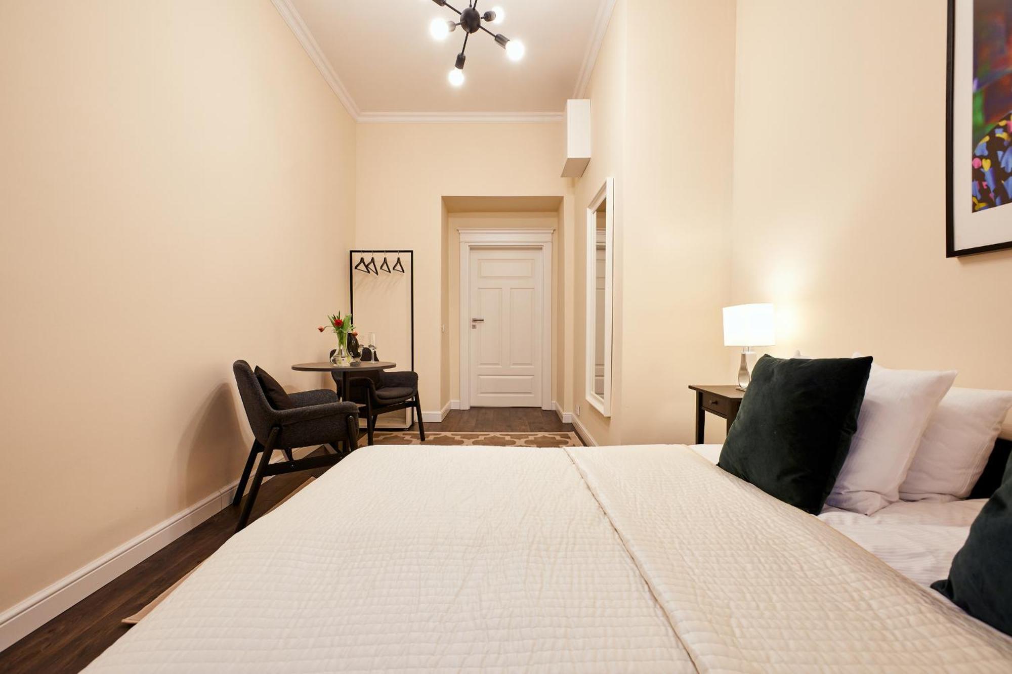 Nice In Old Town 2 Apartment