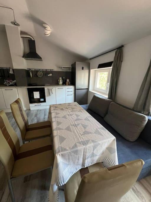 Big Attic Near Tauron Arena Apartment Krakow