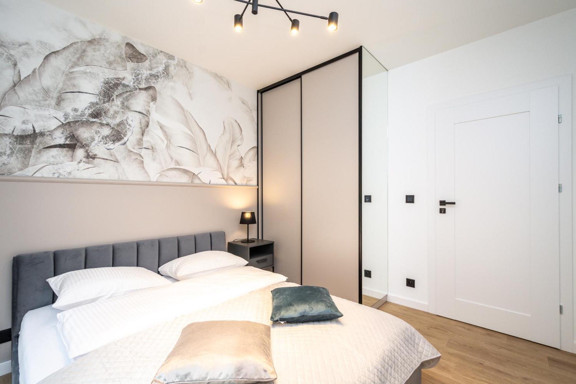 Apartament Apollo Prochowa 6 *