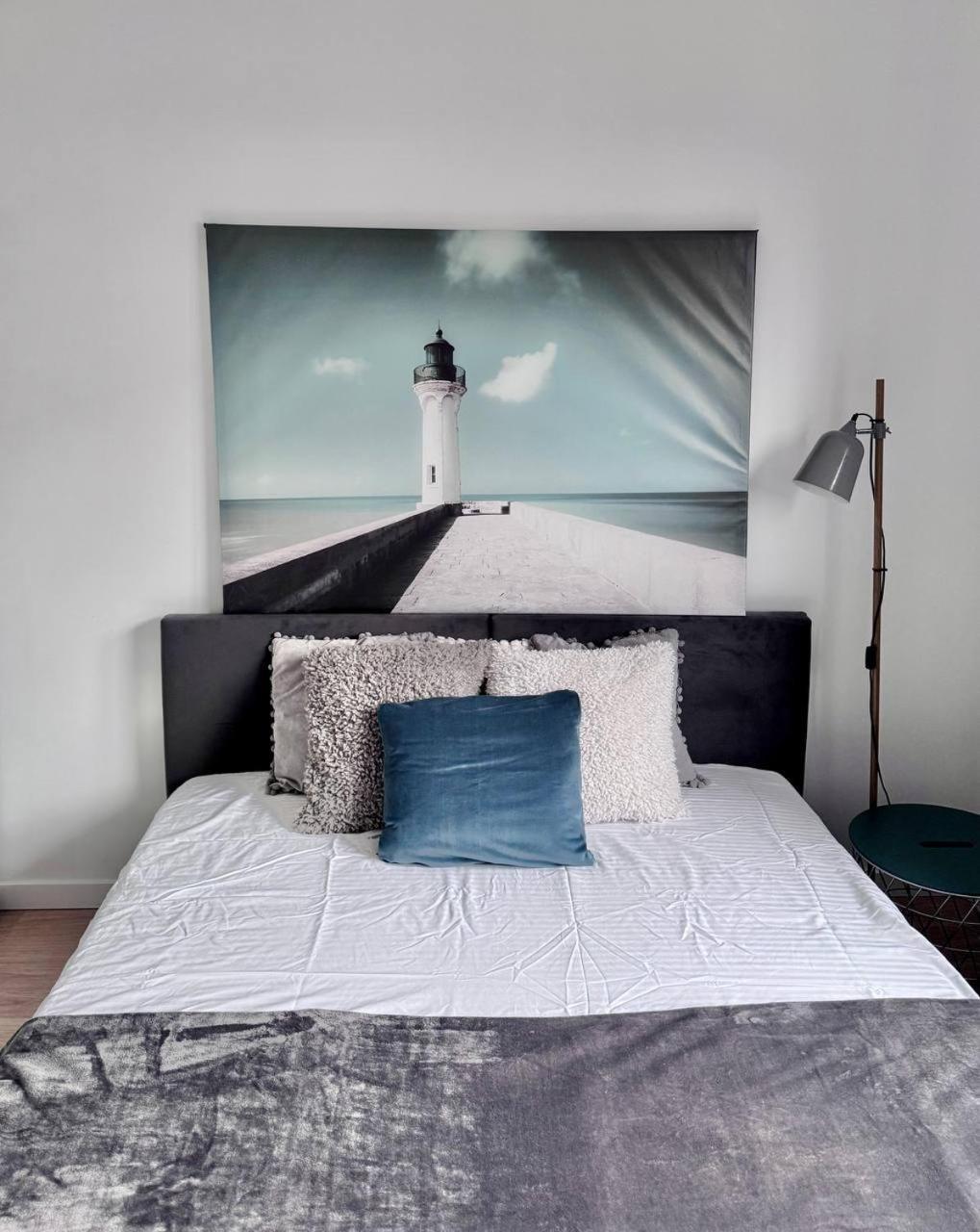 C- Home4U - Apartment With A City View Close To Aquapark, Parking In Secured Area * Krakow