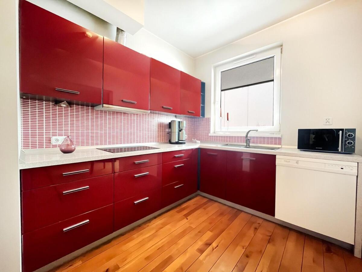 Apartment In Cozy Area For 4 Guest, Cracow *