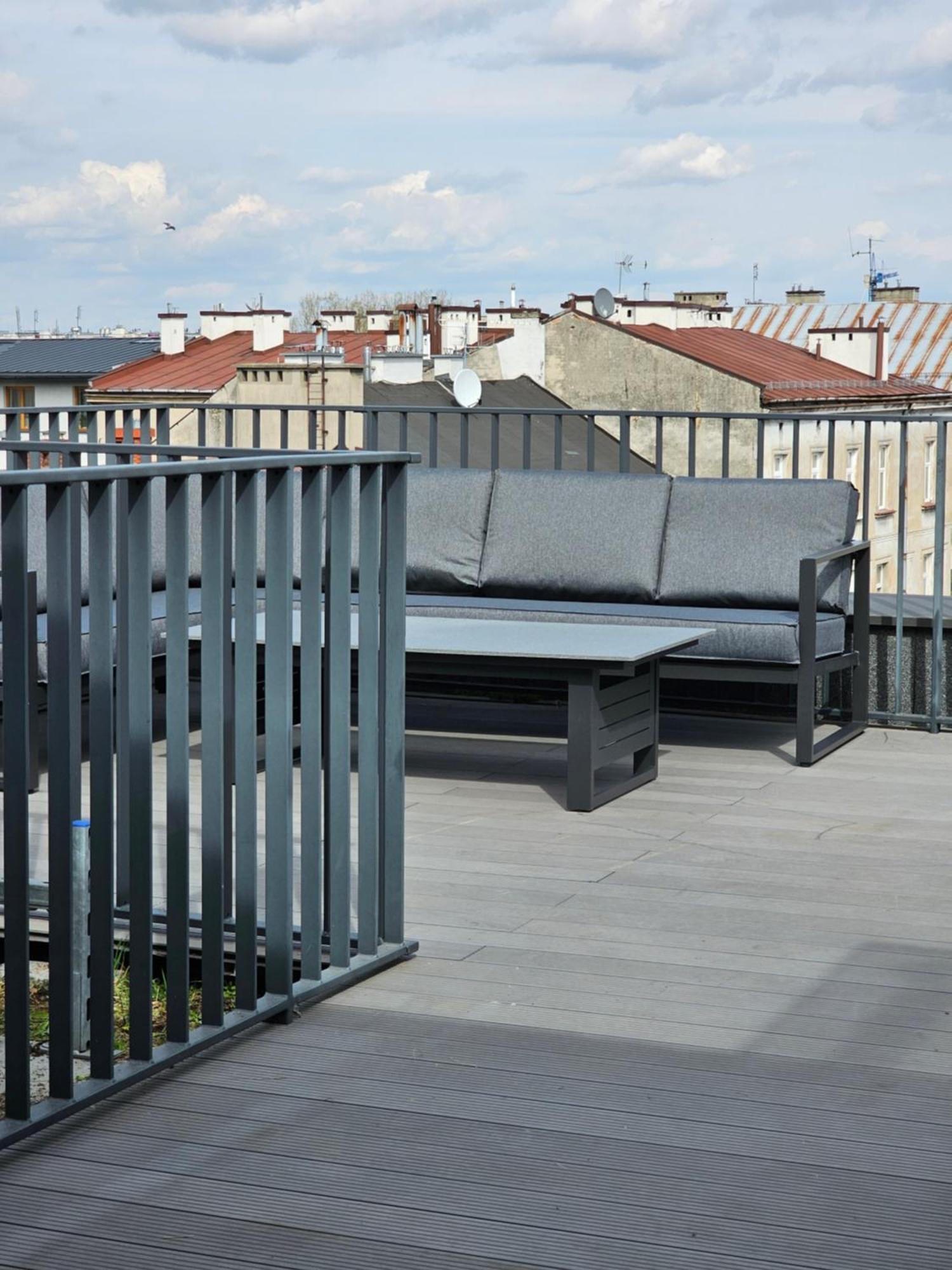 Rooftop With Terrace By T *