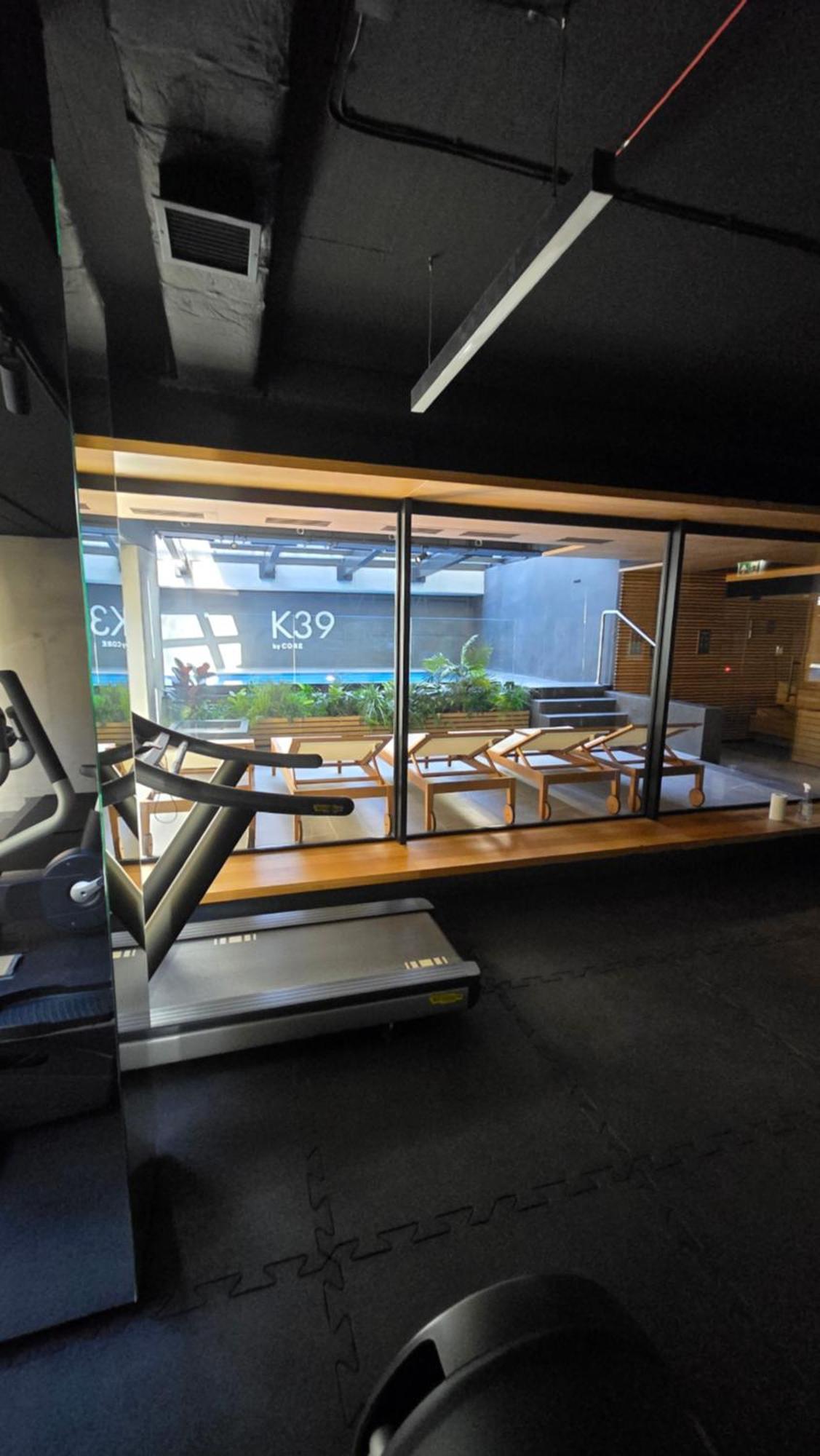 Luxury Old Town , Gym, Sauna & Swimming Pool ,hammock, Free Parking! *