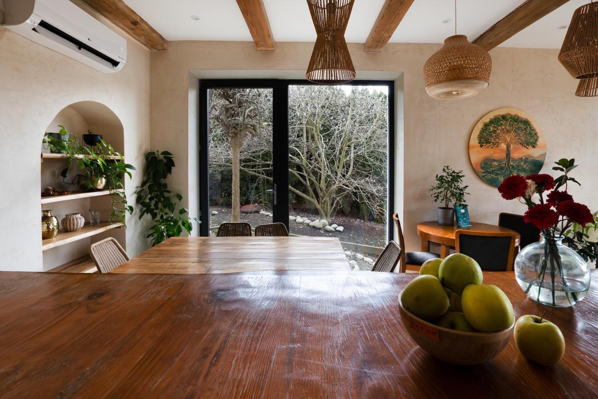 Guest house Blisshouse Luxurious Calm And Energetic Spot Near By Surrounded By The Forest Where Will Find Your Peace And Your People Krakow