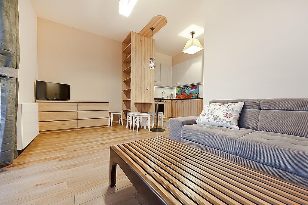 Novum Center Near The Train Station By Sun & Snow Apartment Krakau