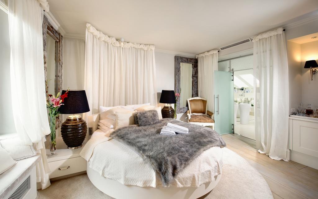 Kanonicza 22 Aparthotel 5*