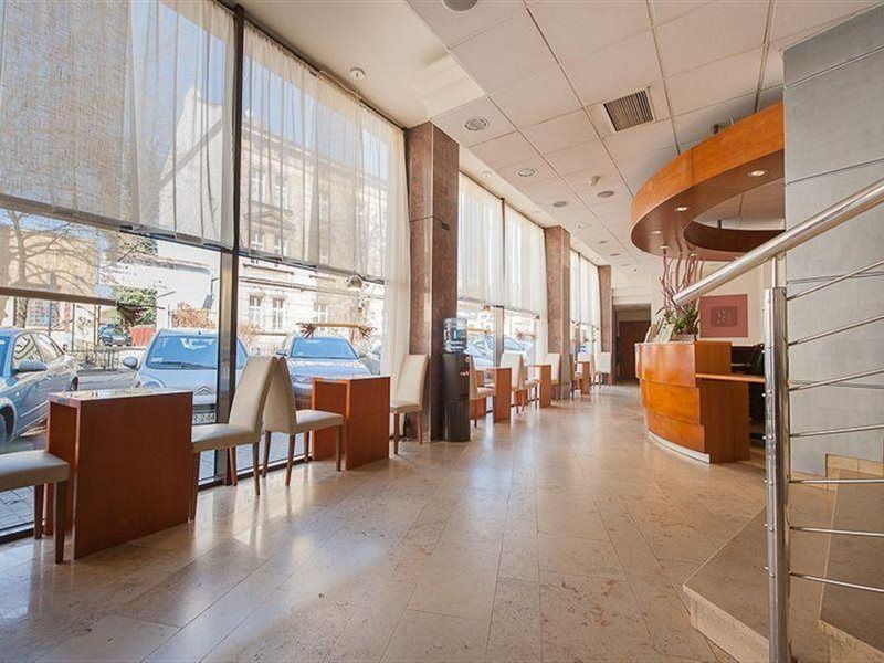 Alexander Hotel 3*