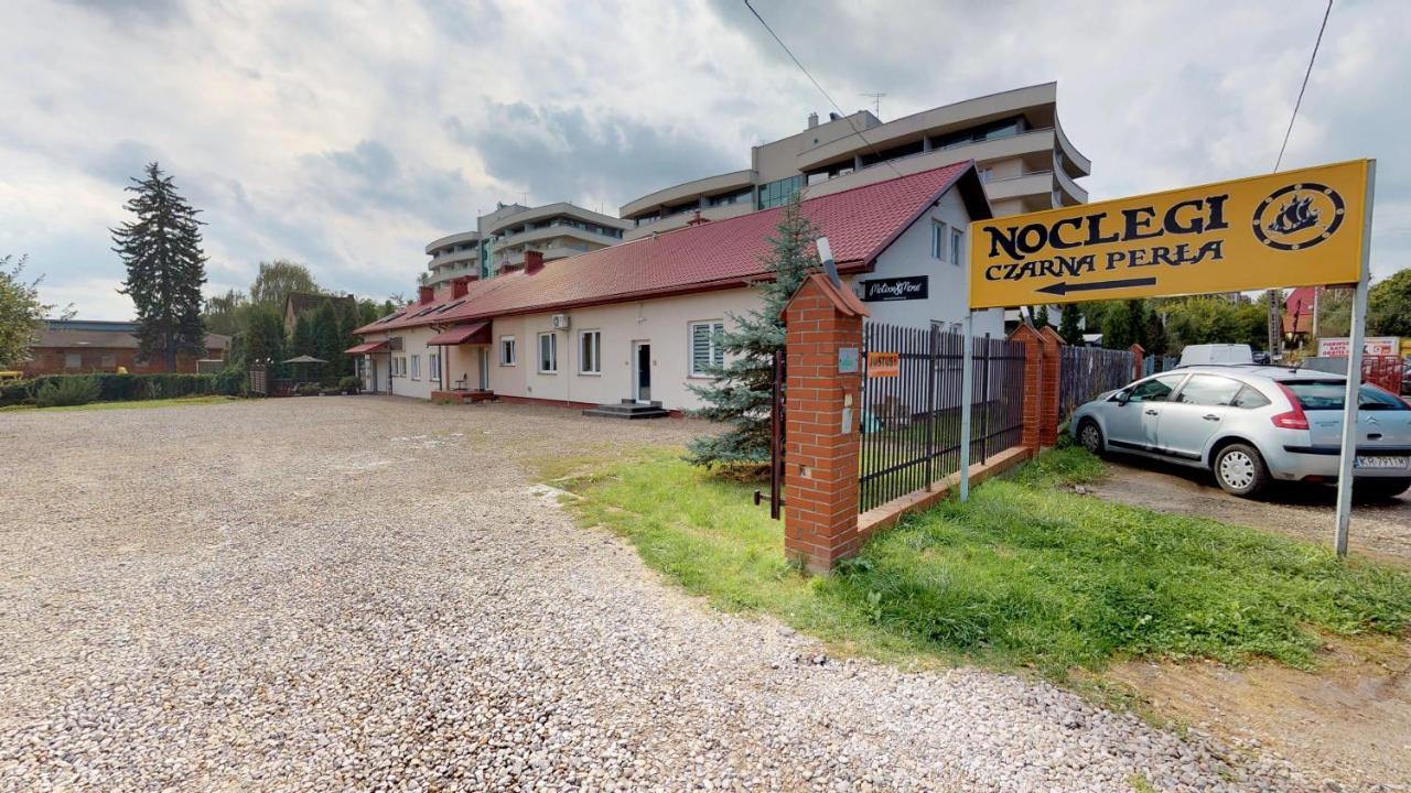 Czarna Perla 2*