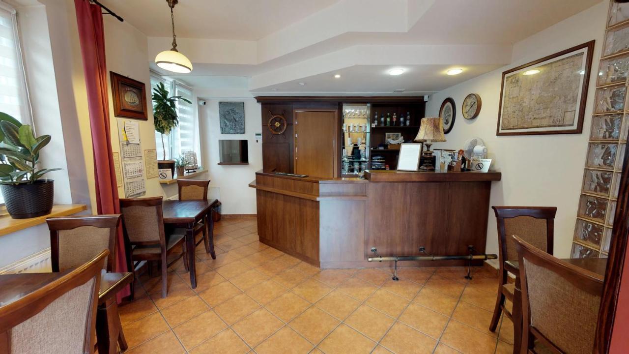 Czarna Perla Motel 2*