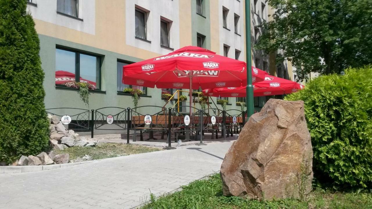 Rok Hotel *