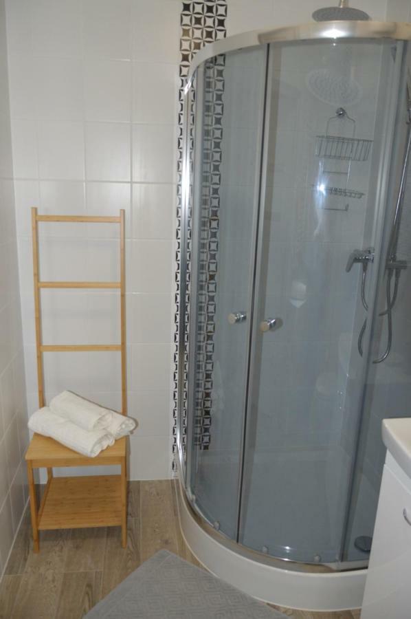Apartment Mazowiecka 11 *